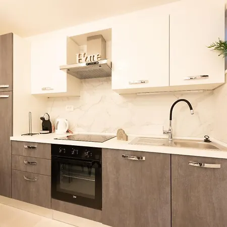 Apartment Olive Kastela Exterior photo