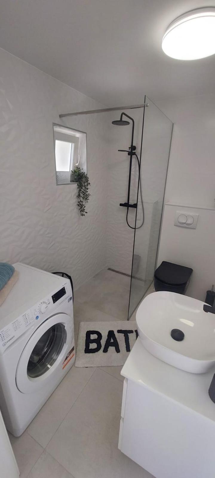 Olive Apartament Kaštela